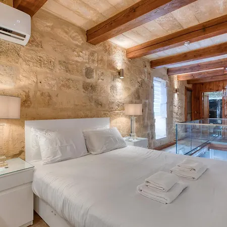 Stone With Private Courtyard In Qawra