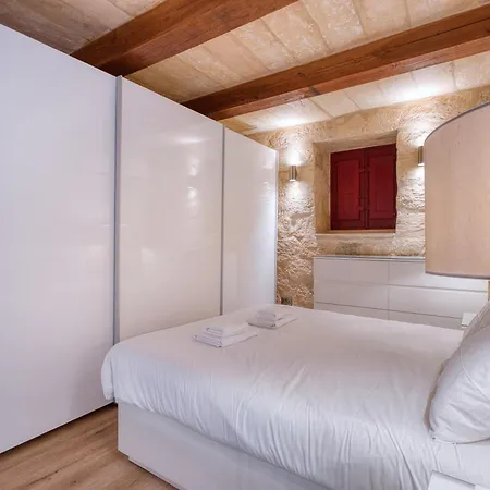 Appartamento Stone With Private Courtyard In Qawra