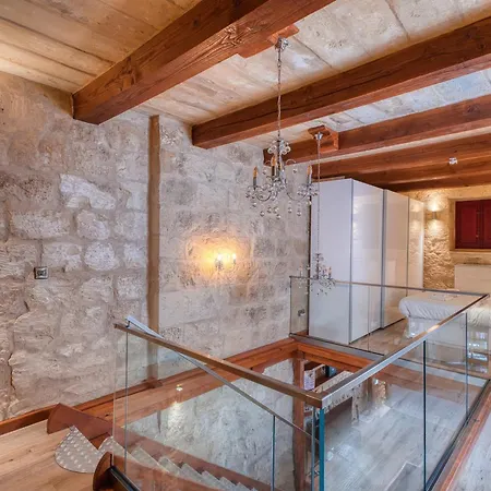 Stone With Private Courtyard In Qawra