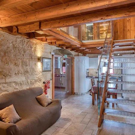 Stone With Private Courtyard In Qawra Appartamento