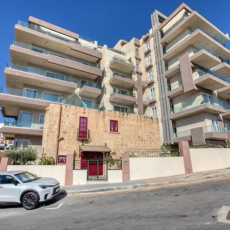 Appartamento Stone With Private Courtyard In Qawra St. Paul's Bay